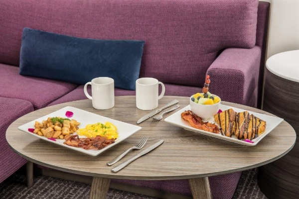 Crowne Plaza Orlando - Lake Buena Vista image 19