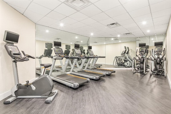 Crowne Plaza Orlando - Lake Buena Vista image 6